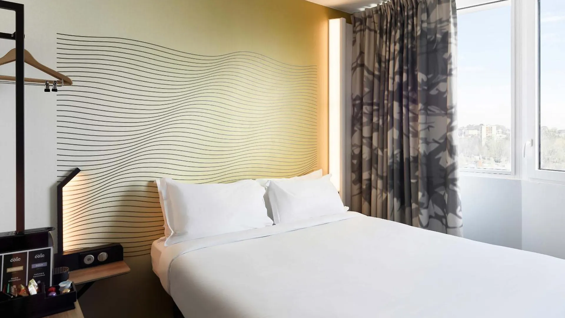 B&B Hotel Massy Gare Tgv  Massy (Essonne)